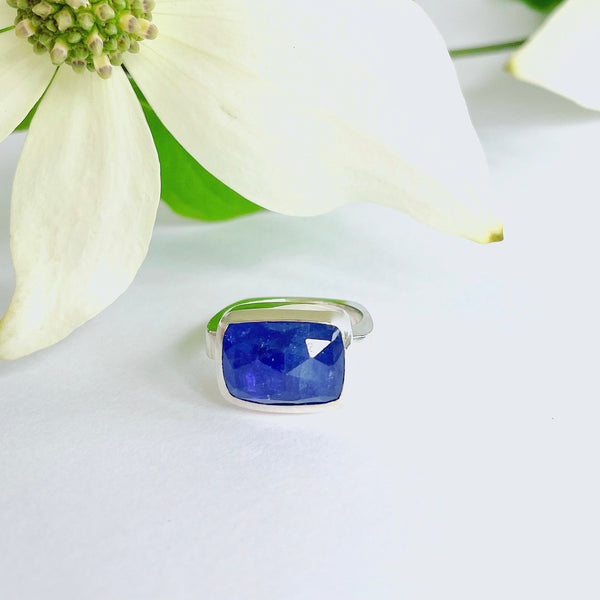 Tanzanite ring