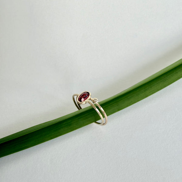 Gold ring with diamond