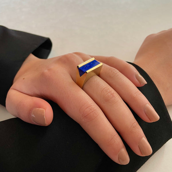 Lapis gold ring