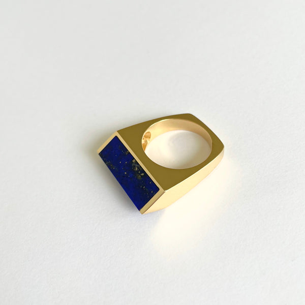 Lapis gold ring