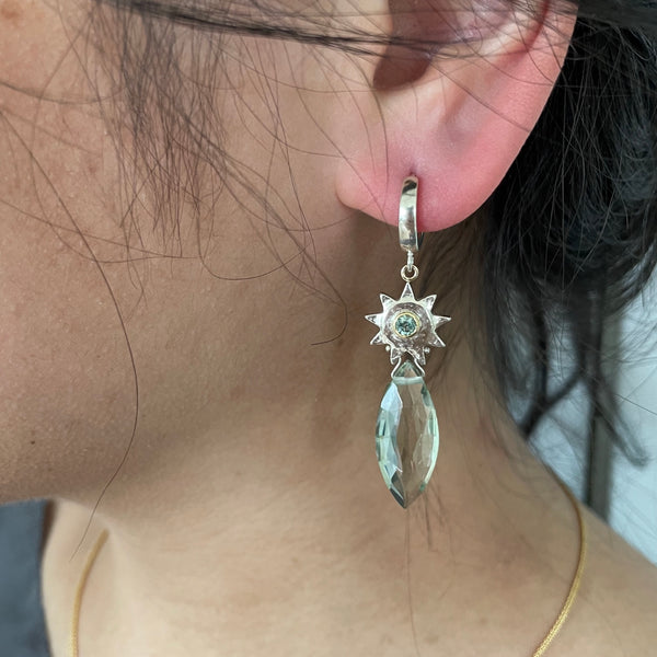 Sun earrings with green amethyst and sapphire