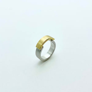 Platinum and 18k gold ring