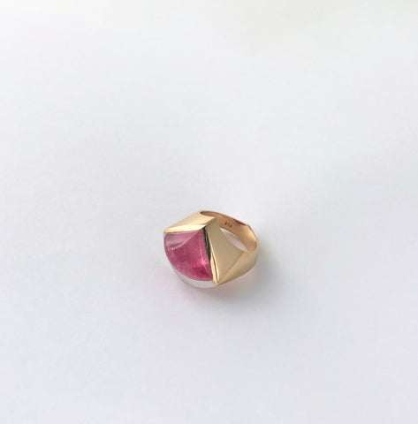 Gold ring with pink tourmaline