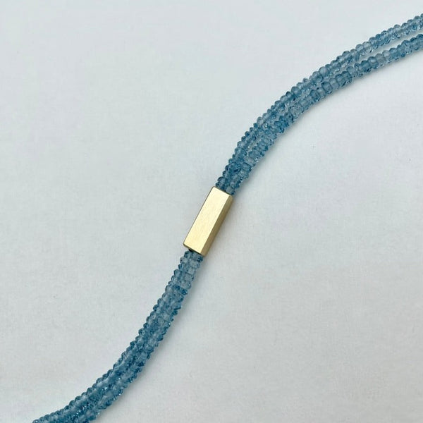 Bracelet 14k gold, blue topaz