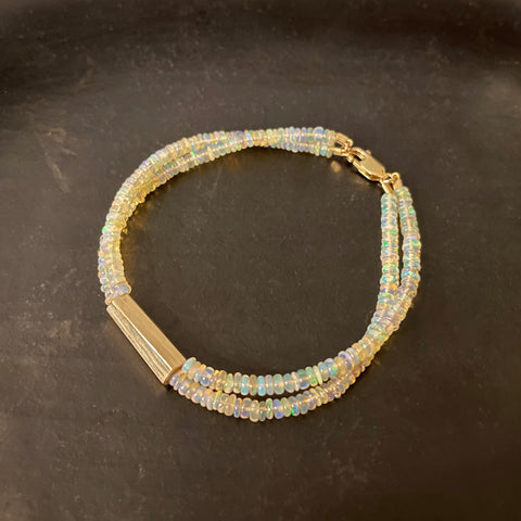 Bracelet 14k gold, opal