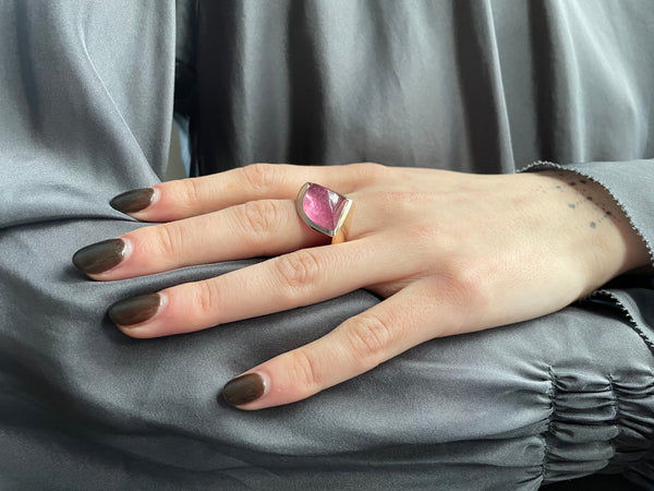 Gold ring with pink tourmaline